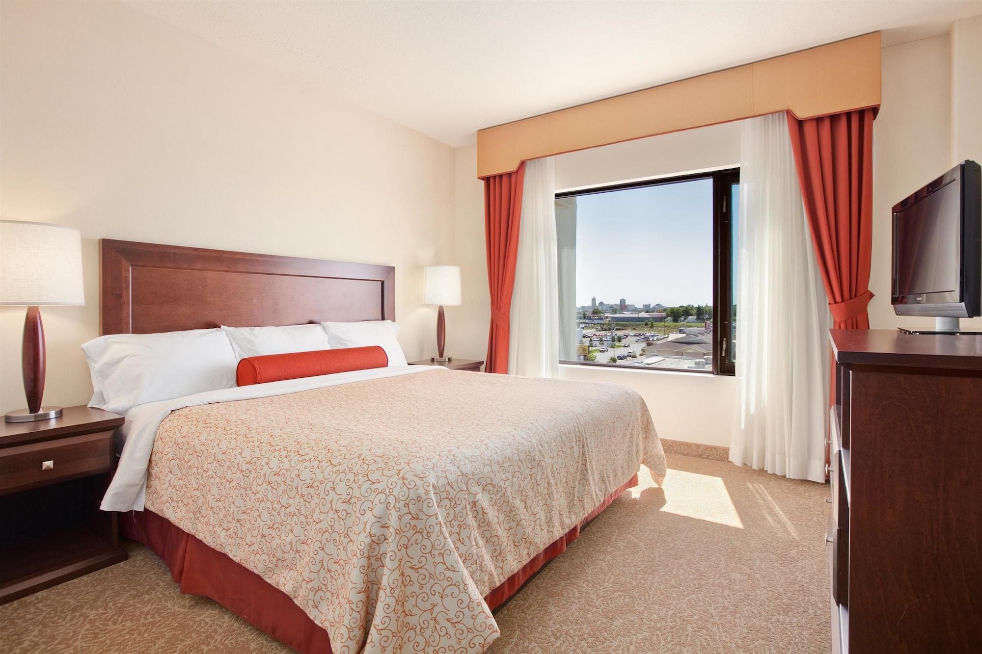 Travelodge Hotel By Wyndham Saskatoon Extérieur photo