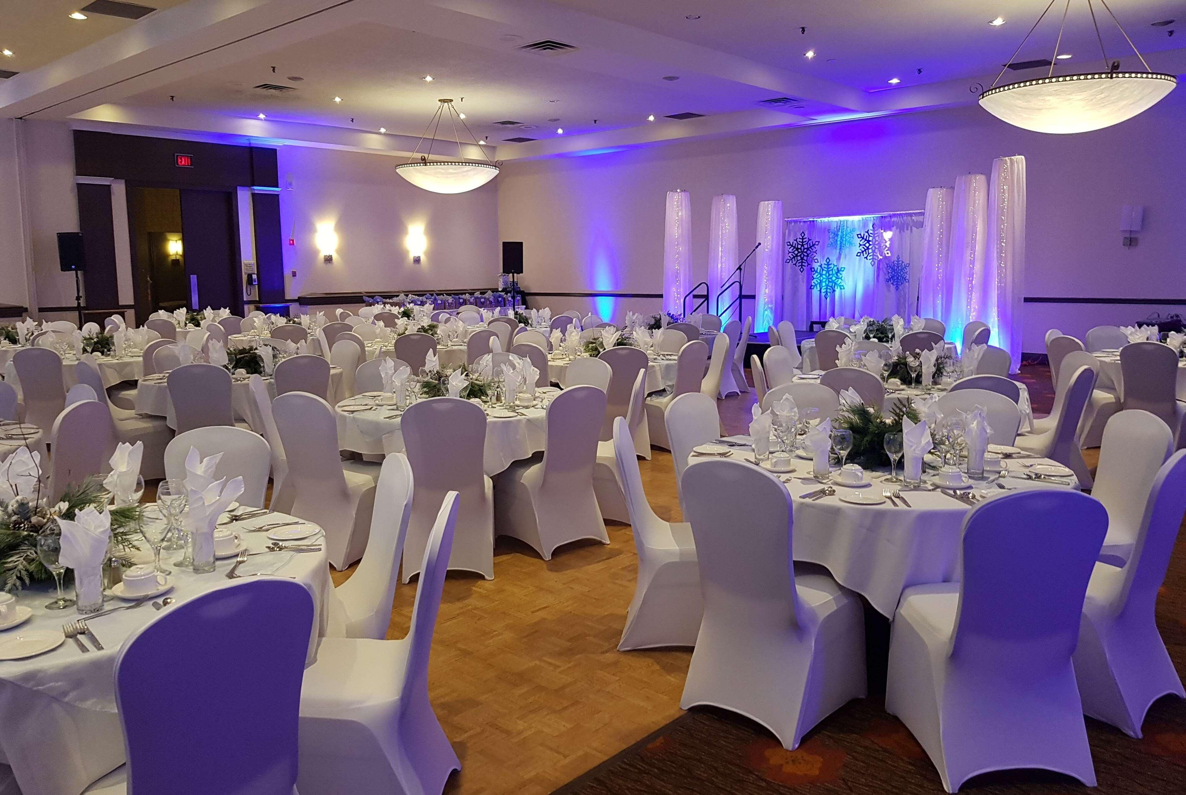 Travelodge Hotel By Wyndham Saskatoon Extérieur photo
