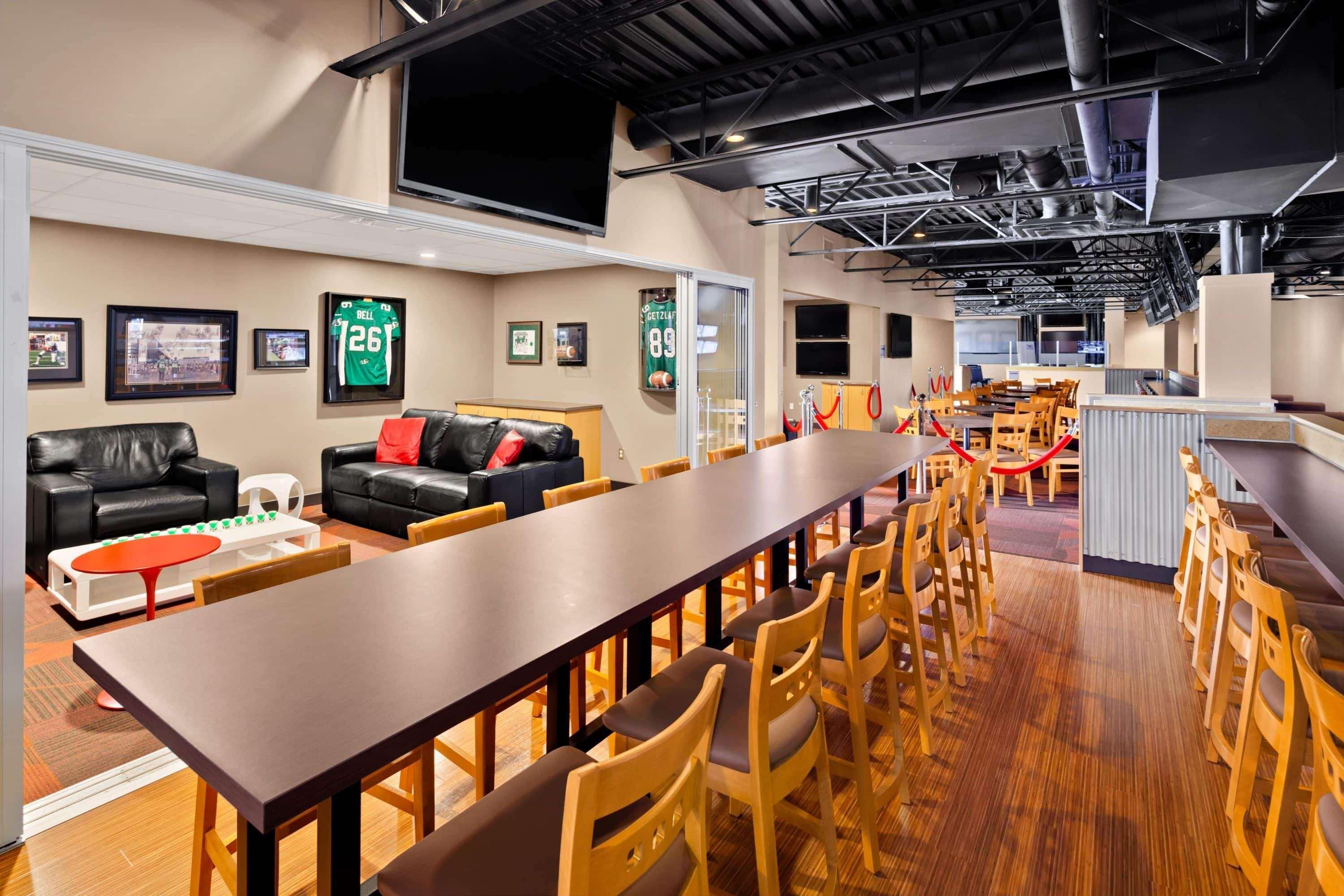 Travelodge Hotel By Wyndham Saskatoon Extérieur photo
