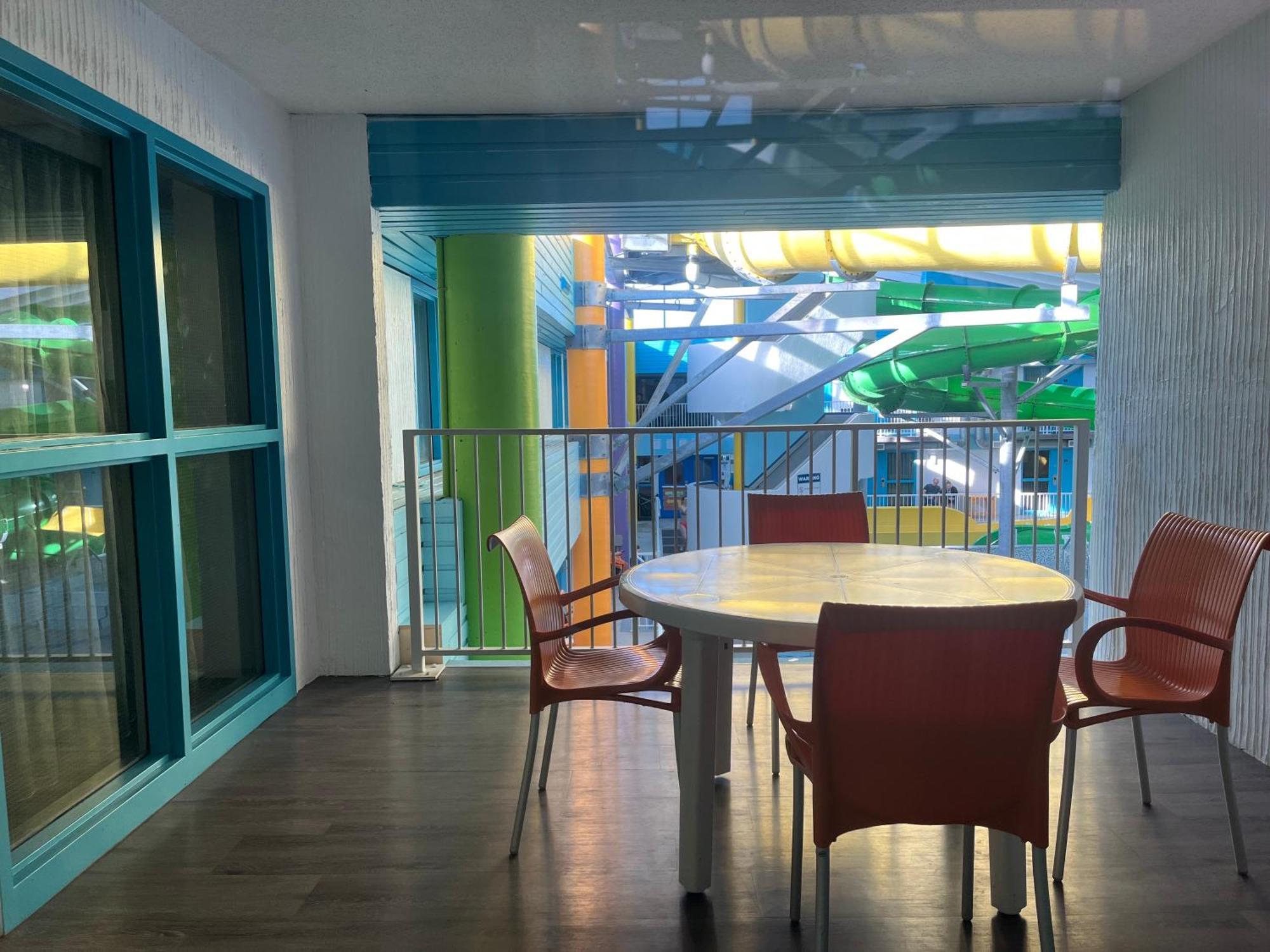 Travelodge Hotel By Wyndham Saskatoon Extérieur photo