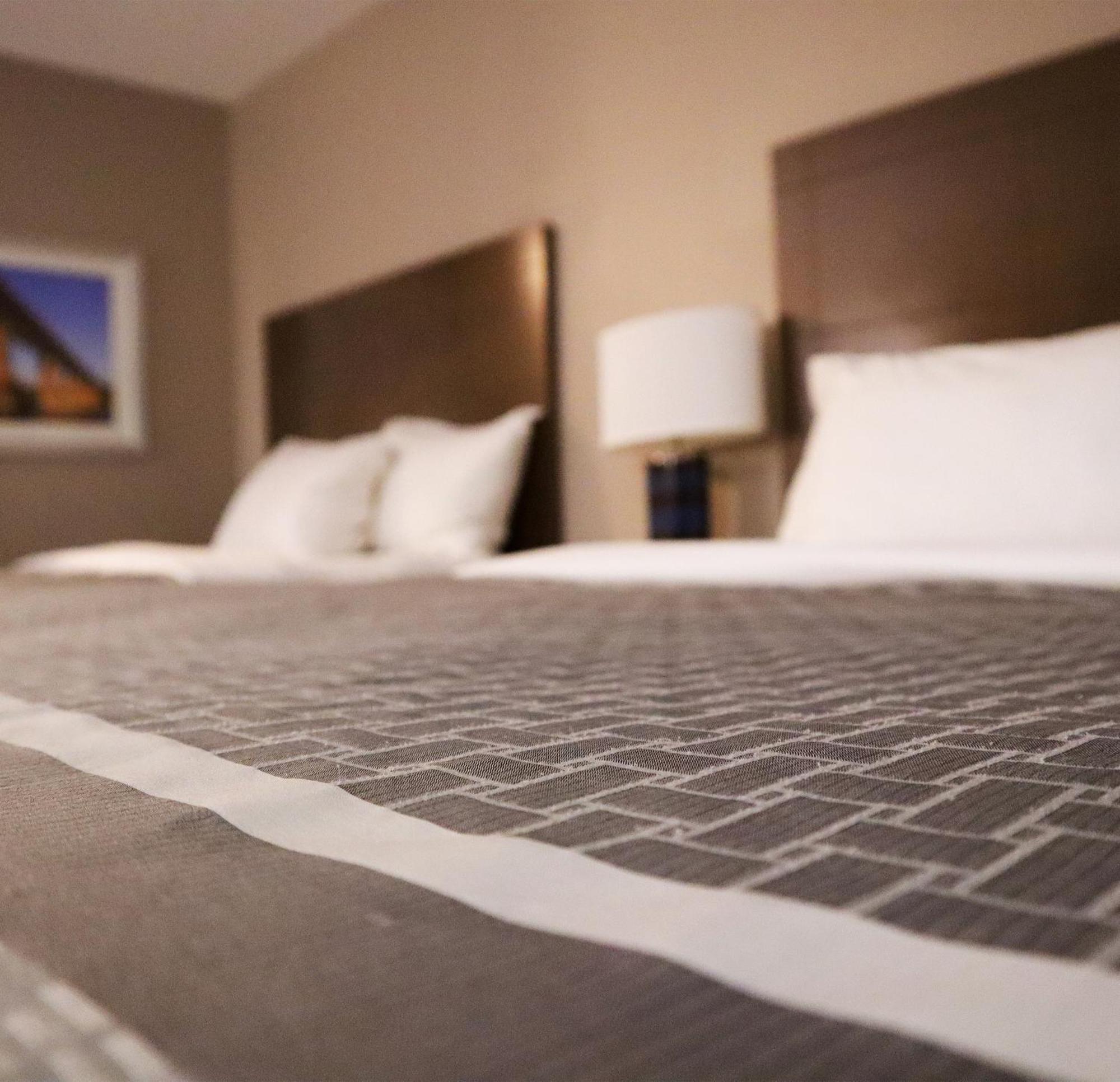 Travelodge Hotel By Wyndham Saskatoon Extérieur photo