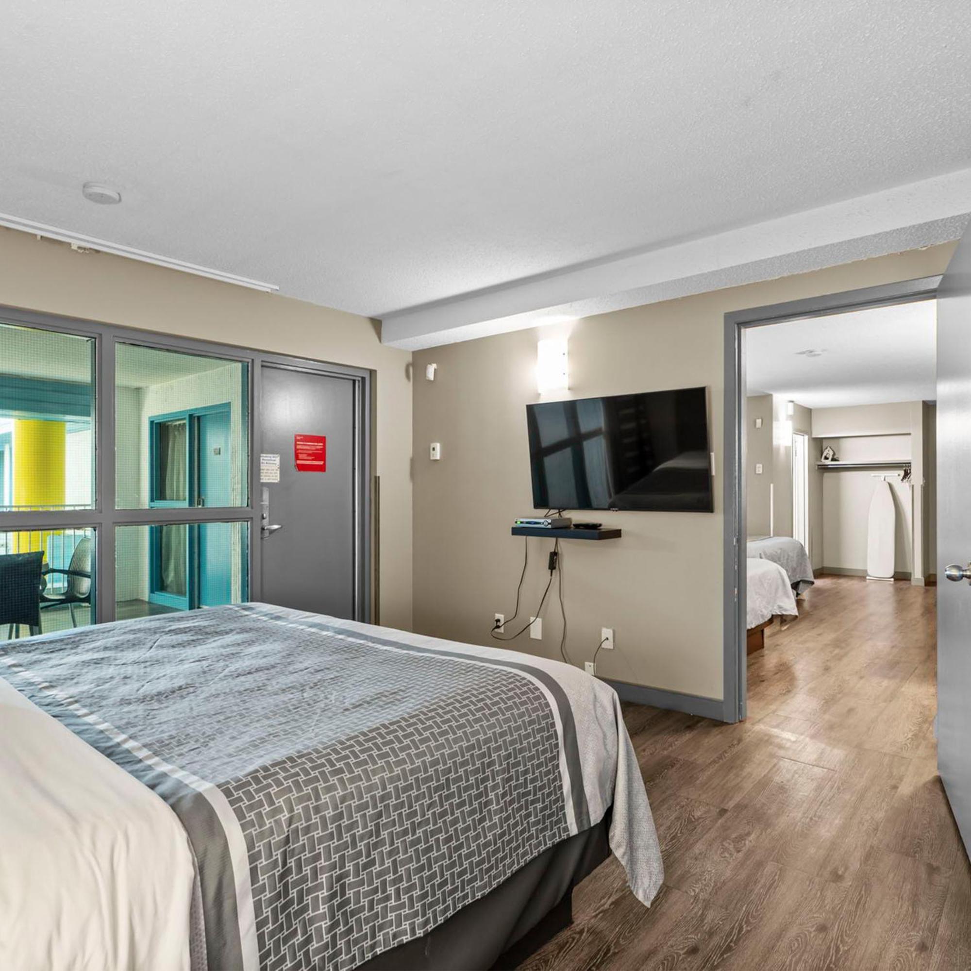Travelodge Hotel By Wyndham Saskatoon Extérieur photo