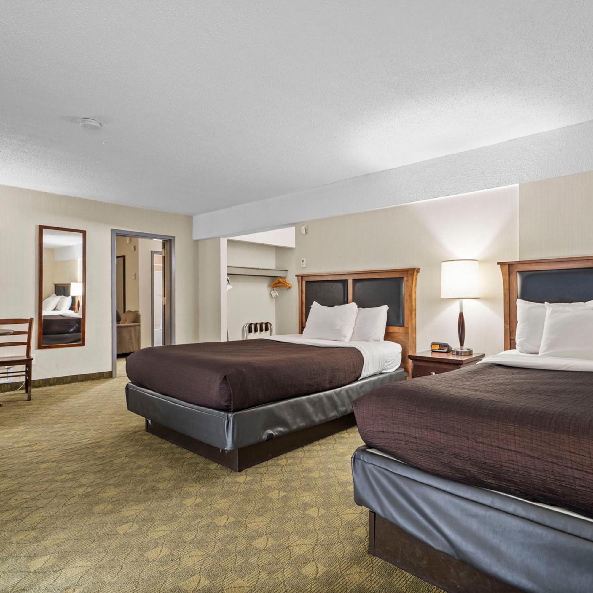 Travelodge Hotel By Wyndham Saskatoon Extérieur photo