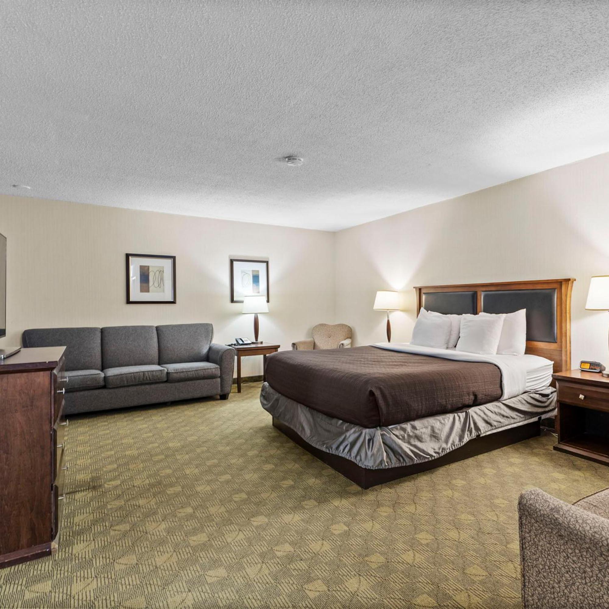 Travelodge Hotel By Wyndham Saskatoon Extérieur photo