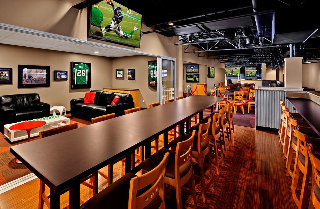 Travelodge Hotel By Wyndham Saskatoon Extérieur photo